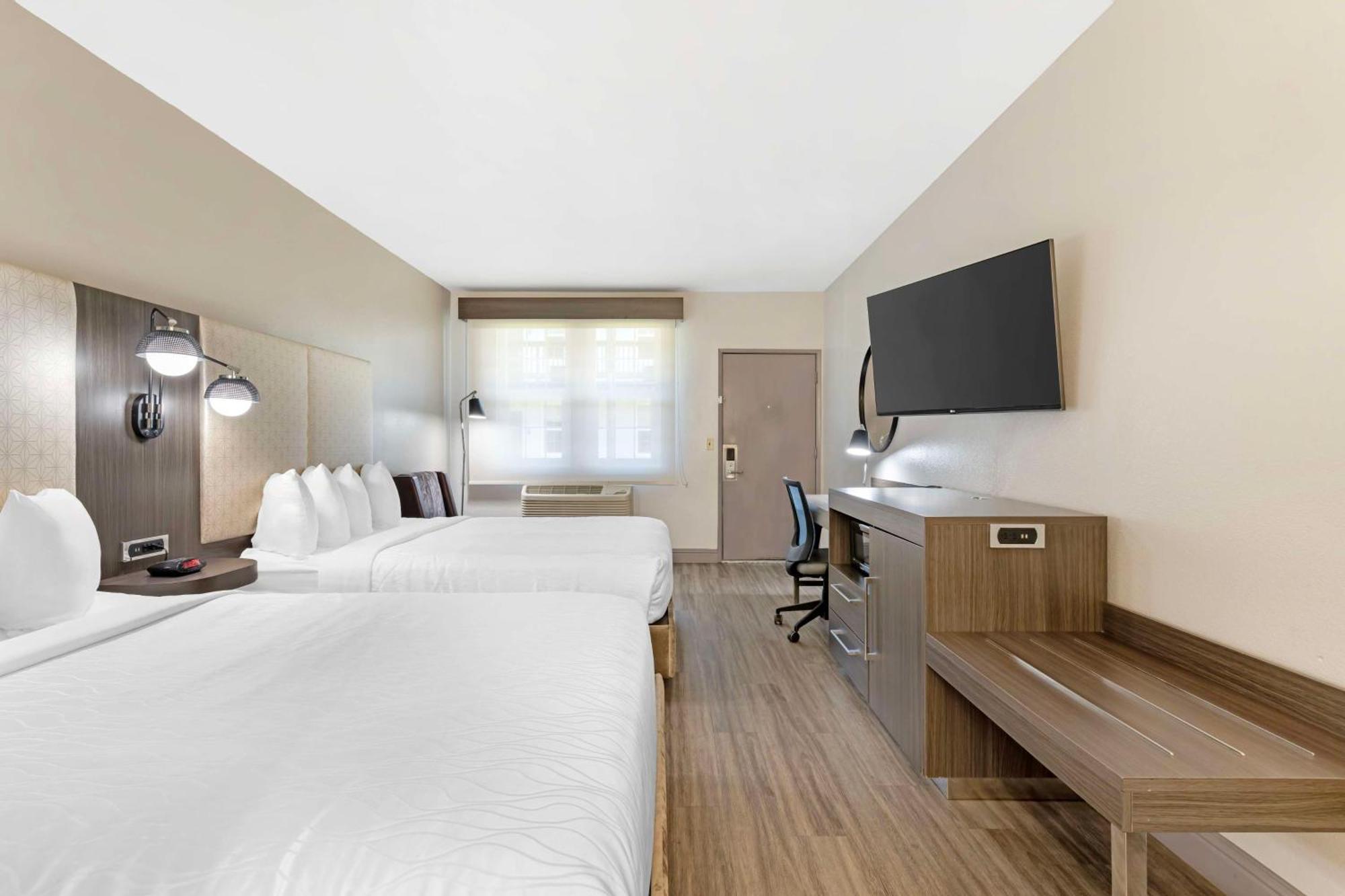 Best Western Marina State Beach Esterno foto